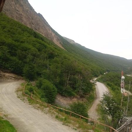 Bagu Ushuaia Hotel Bagian luar foto