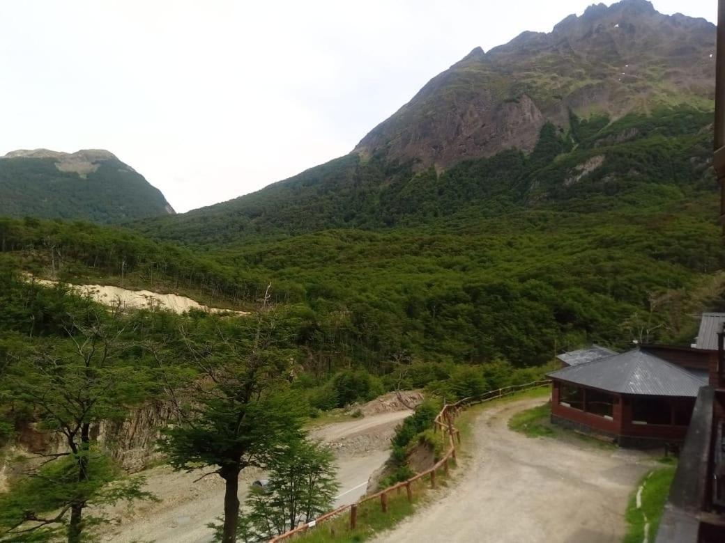 Bagu Ushuaia Hotel Bagian luar foto